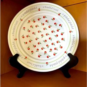 Hallmark “A grateful Plateful” 11.5 inch in diameter Cake Plate/Server.